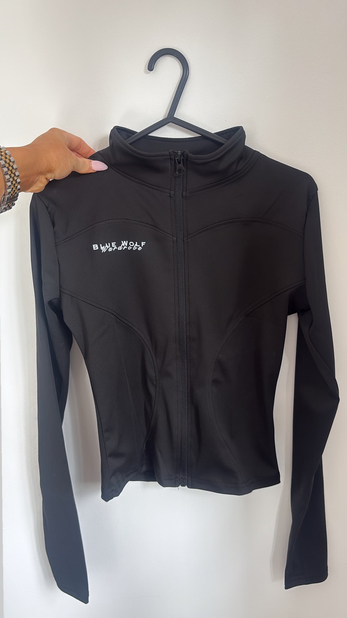 Onyx jacket 🖤🐺